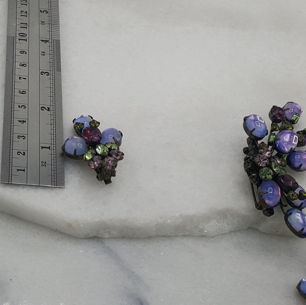 ✔RARE Alice Caviness Purple Cabochon Brooch and Earrings Set - Picture 4 of 14